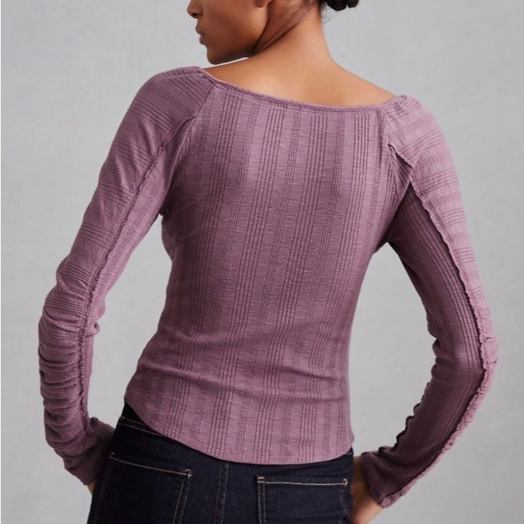 Women’s Pilcro Long Sleeve Textured V-Neck Top in Mauve - Picture 2 of 4